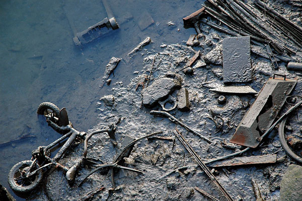 Dumping along the Gowanus Canal