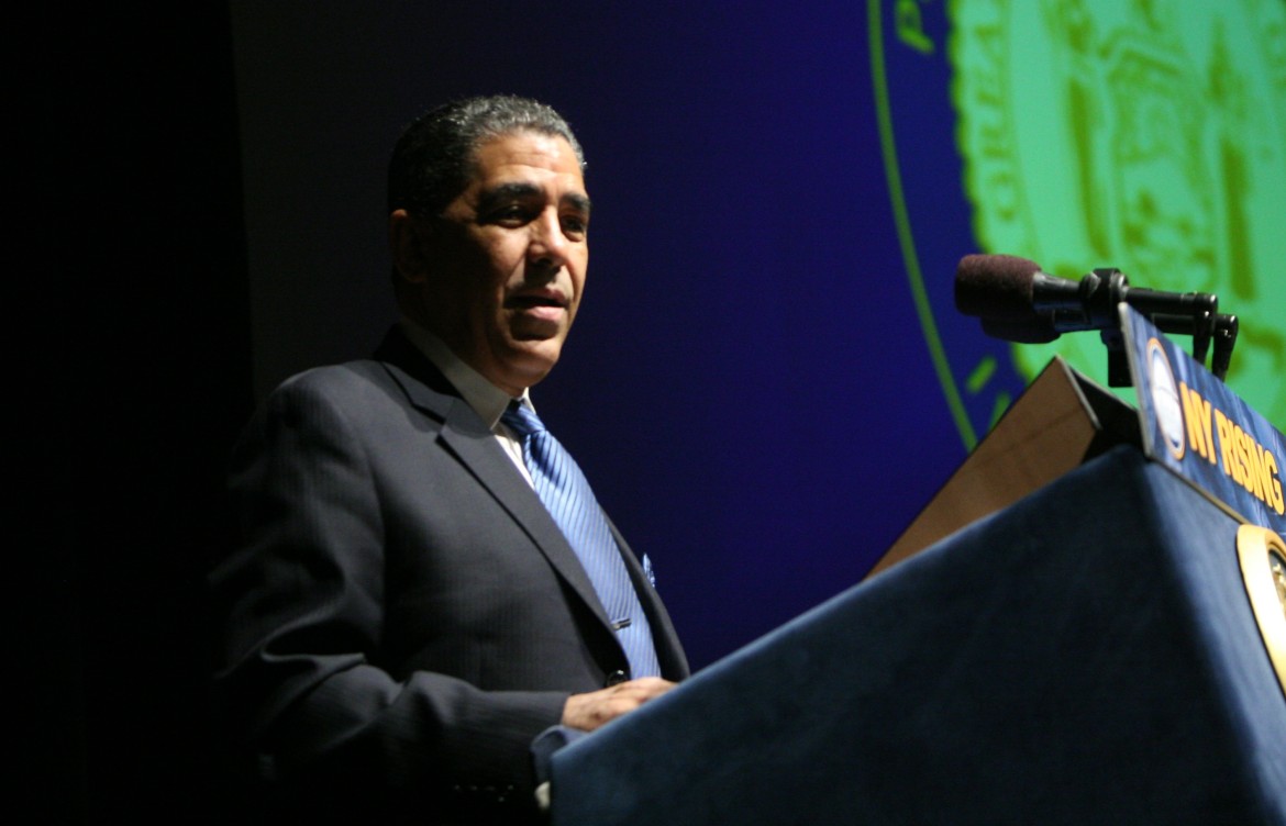 Adriano Espaillat