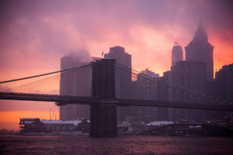 brooklyn_bridge_snowstorm_sunset_large-1170x780