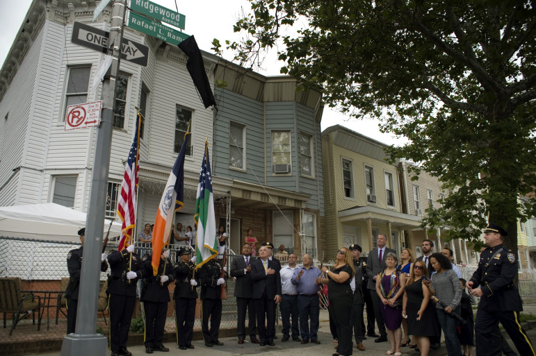 Mayor de Blasio and Police Commissioner Bratton at a June street renaming to honor Detective Rafael Ramos, one of the police officers killed last year. 