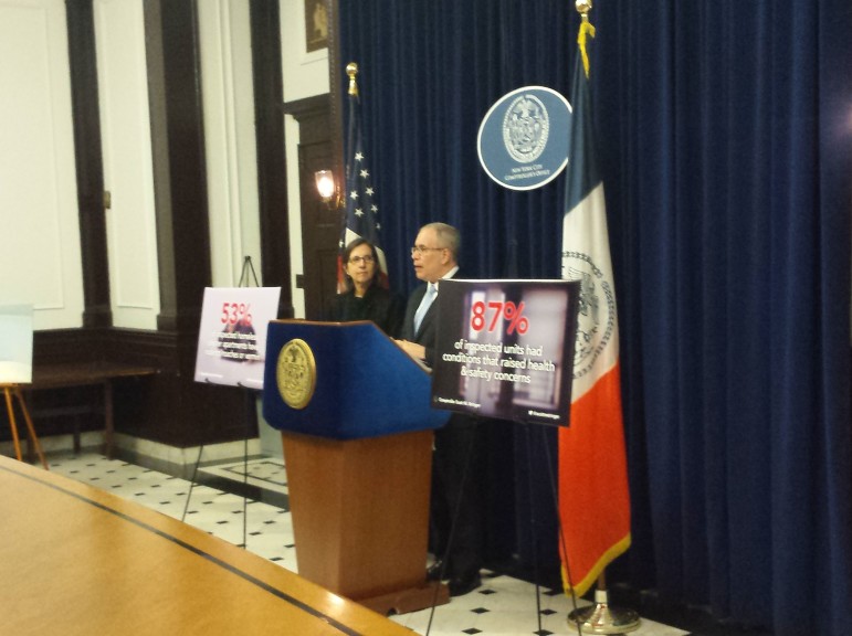 Comptroller Stringer, with Deputy Comptroller for Audit Marjorie Landa on his right, discusses the audit.