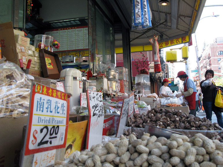 Chinatown_02_-_New_York_City