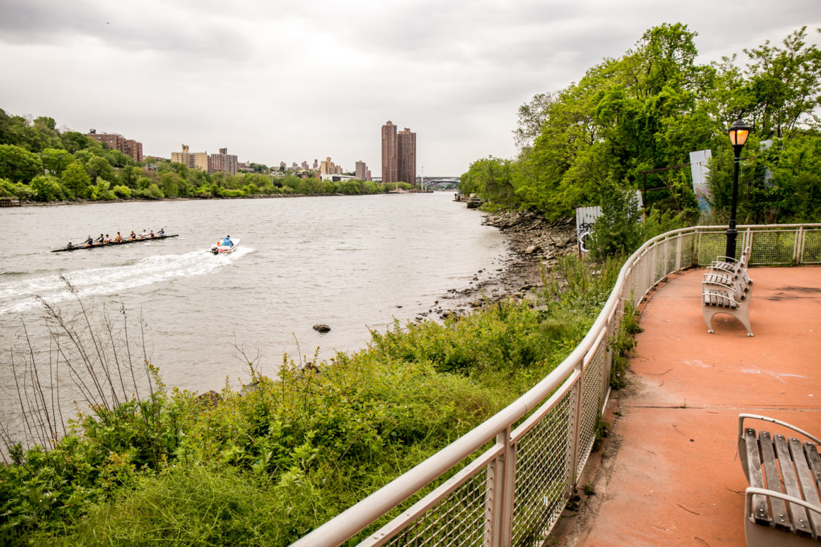 The Harlem River