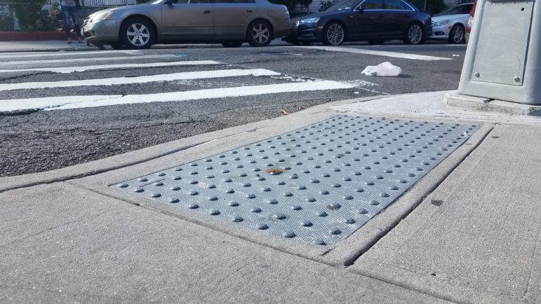 Sidewalk ramp